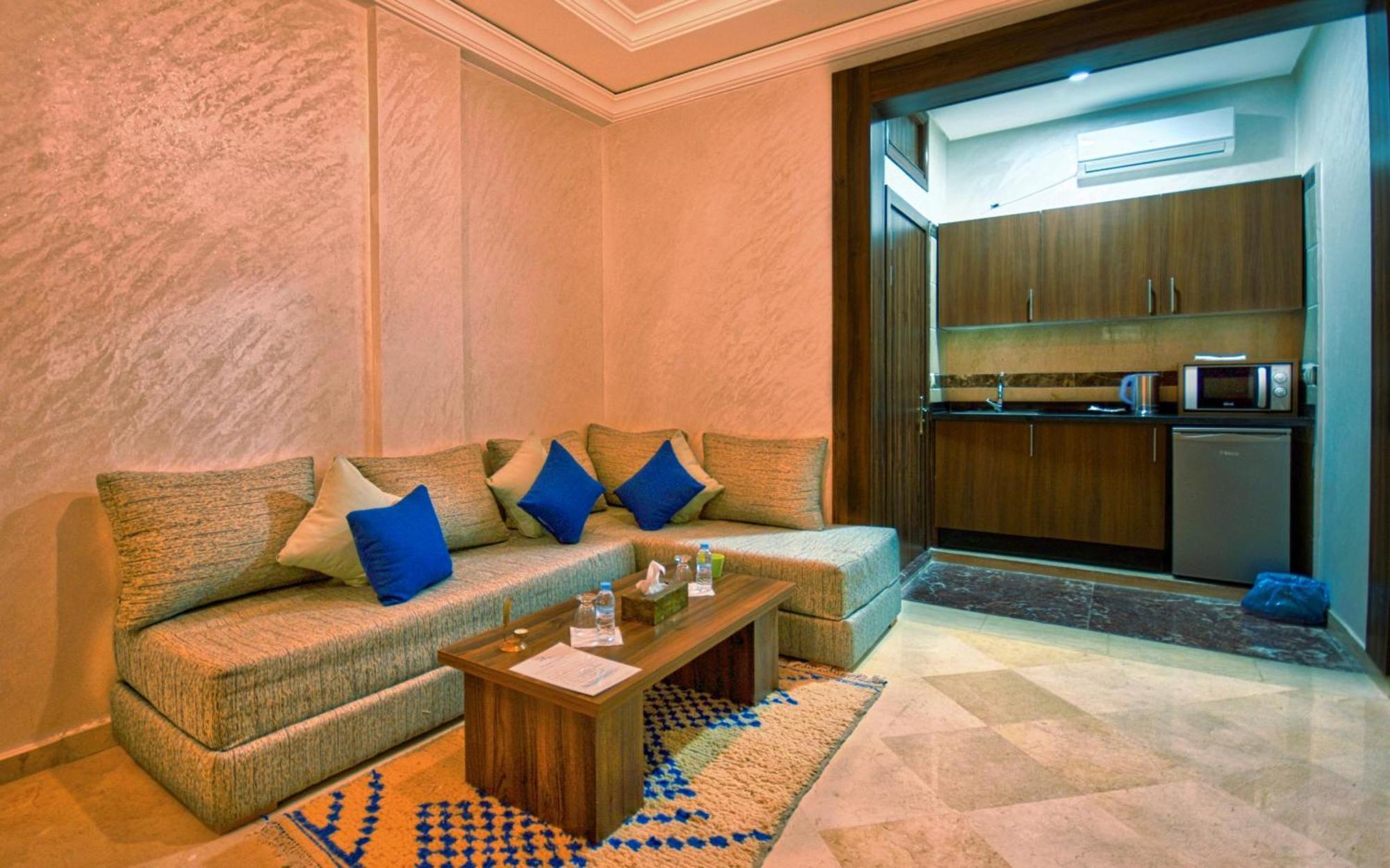 Blue Wave Lodge Agadir n'Ait Sa Værelse billede